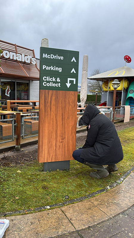 totem-mcdo-direction-drive